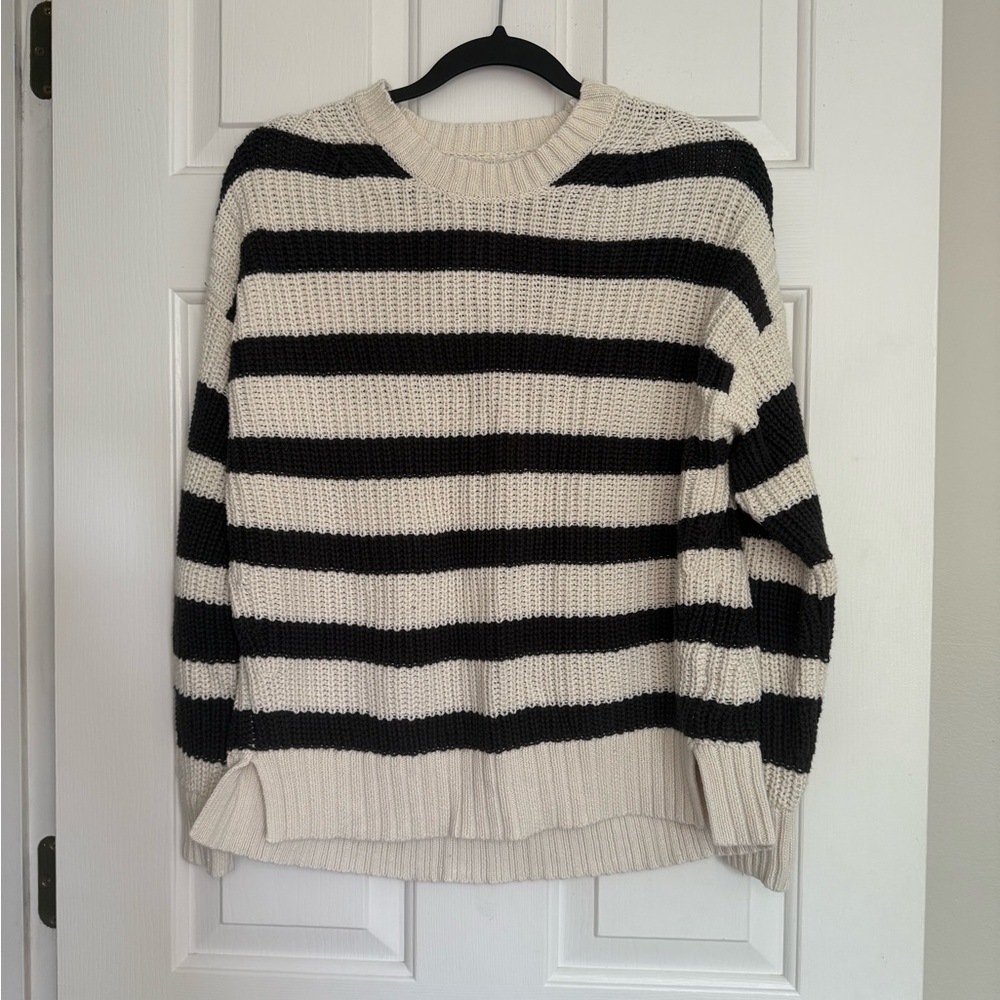 Striped Black and White Women's Sweater